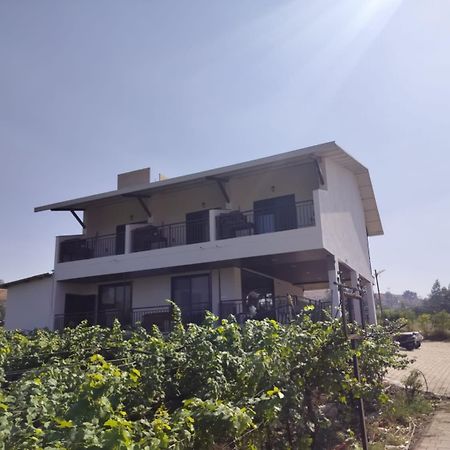 Soma Vineyard Resort -Nashik Exteriör bild