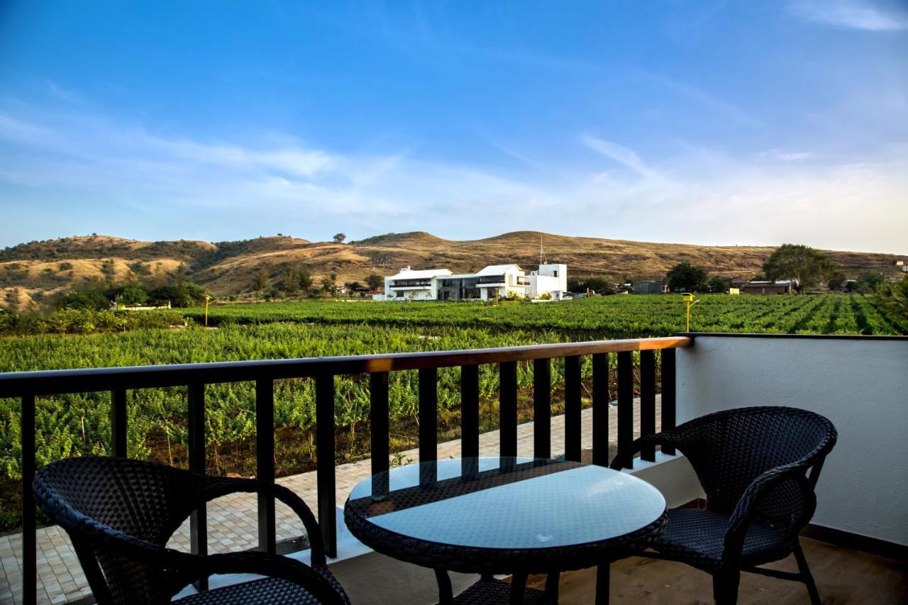 Soma Vineyard Resort -Nashik Exteriör bild