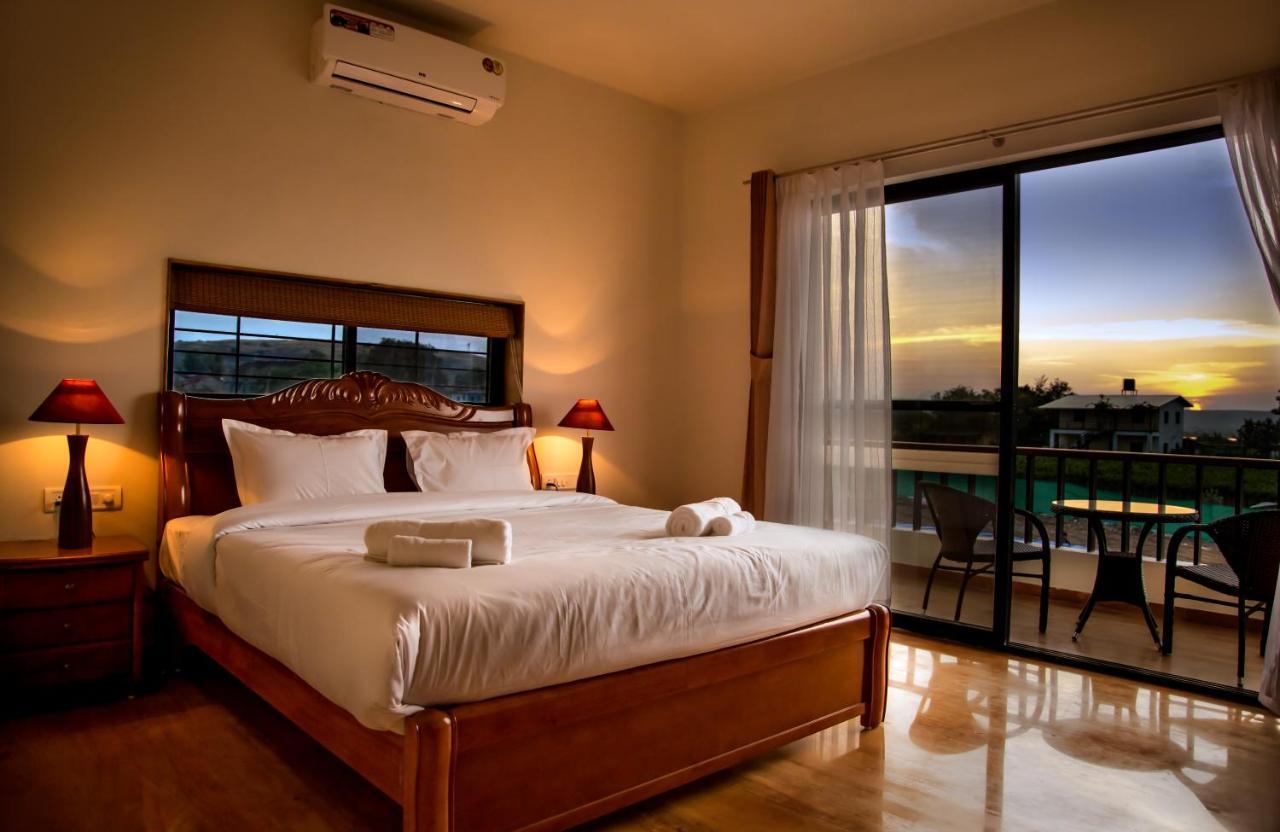 Soma Vineyard Resort -Nashik Exteriör bild